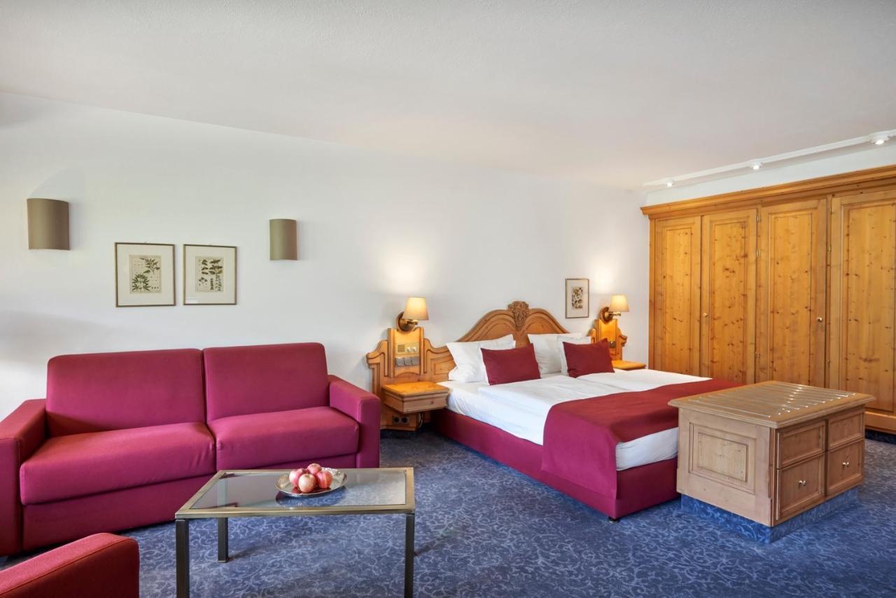 Hotel Traube Tonbach Baiersbronn Exterior photo